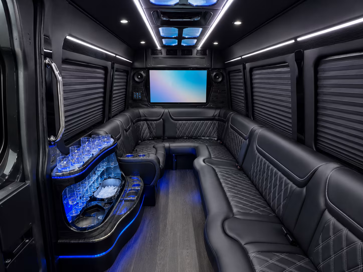 find the perfect transportation for your next corporate event 1